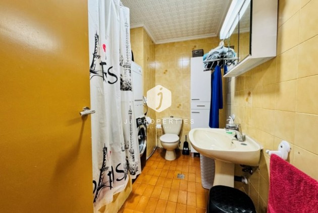 Resale - Apartment / flat -
La Mata - Costa Blanca