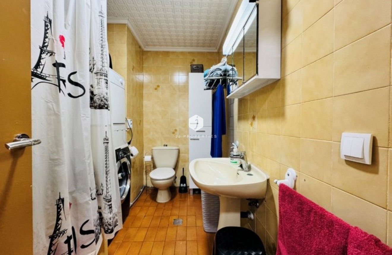 Resale - Apartment / flat -
La Mata - Costa Blanca