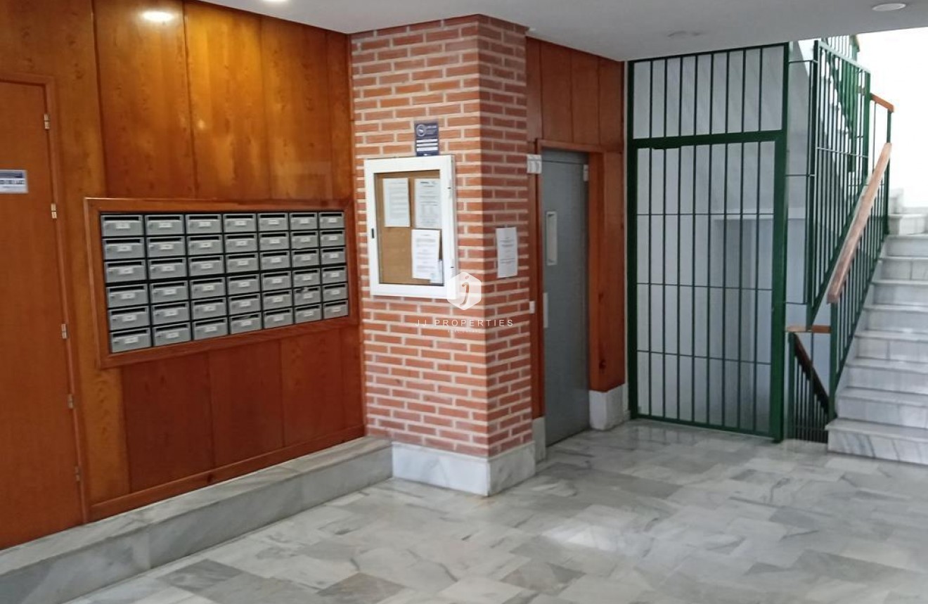 Tweedehands - Appartement / flat -
Torrevieja - Habaneras