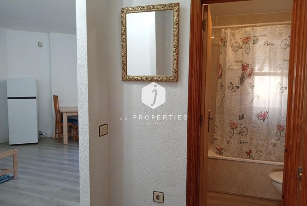 Tweedehands - Appartement / flat -
Torrevieja - Habaneras