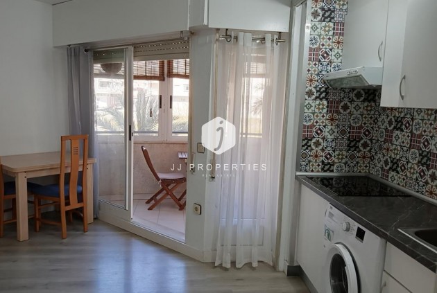 Tweedehands - Appartement / flat -
Torrevieja - Habaneras