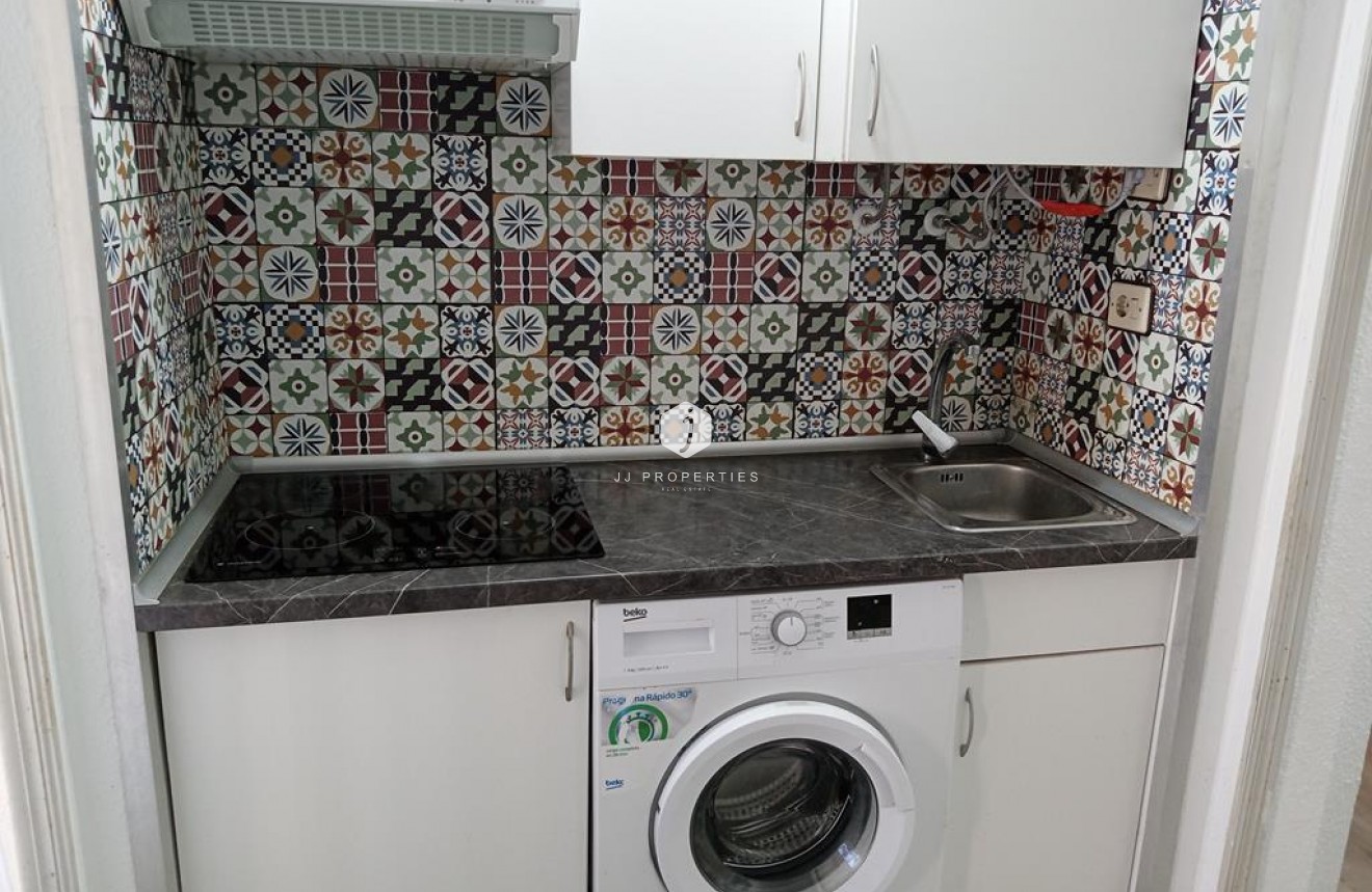 Tweedehands - Appartement / flat -
Torrevieja - Habaneras