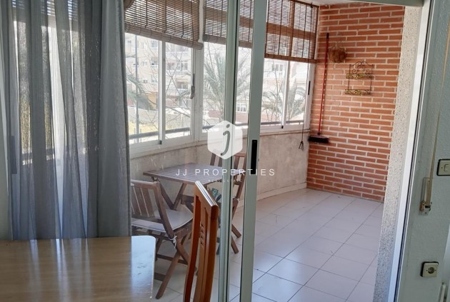 Tweedehands - Appartement / flat -
Torrevieja - Habaneras