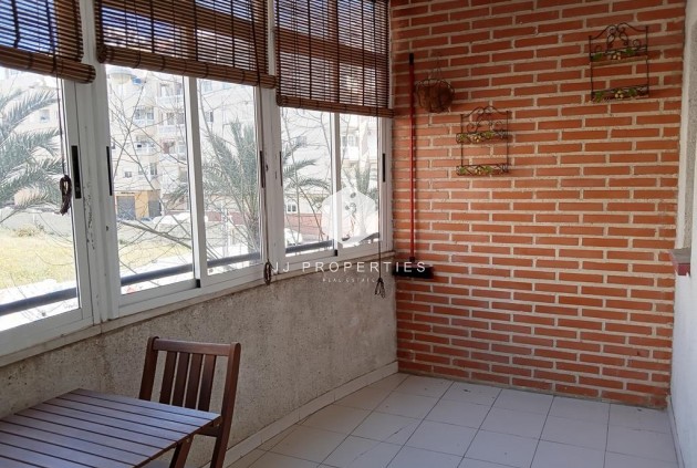 Tweedehands - Appartement / flat -
Torrevieja - Habaneras