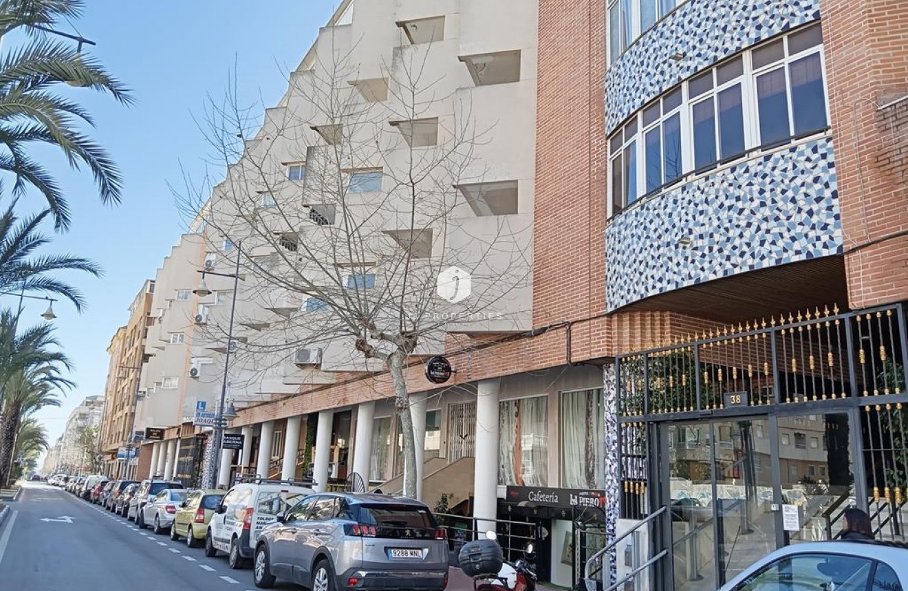 Tweedehands - Appartement / flat -
Torrevieja - Habaneras