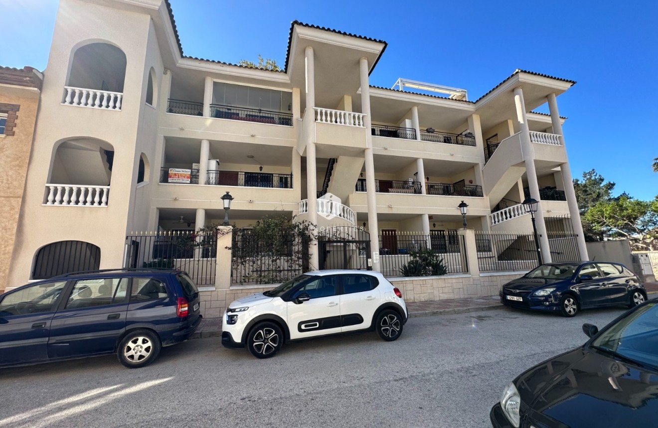 Tweedehands - Appartement / flat -
Jacarilla - Inland