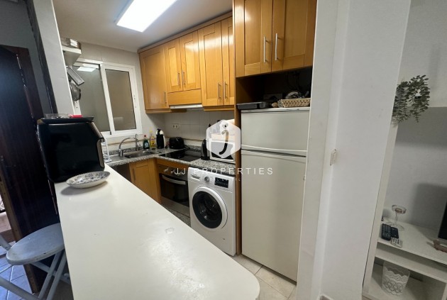 Tweedehands - Appartement / flat -
Jacarilla - Inland