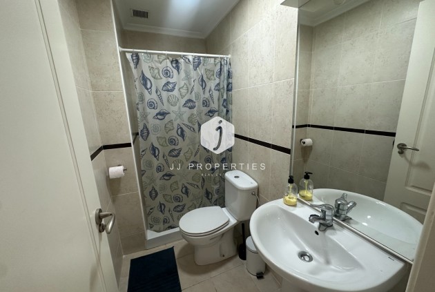 Tweedehands - Appartement / flat -
Jacarilla - Inland