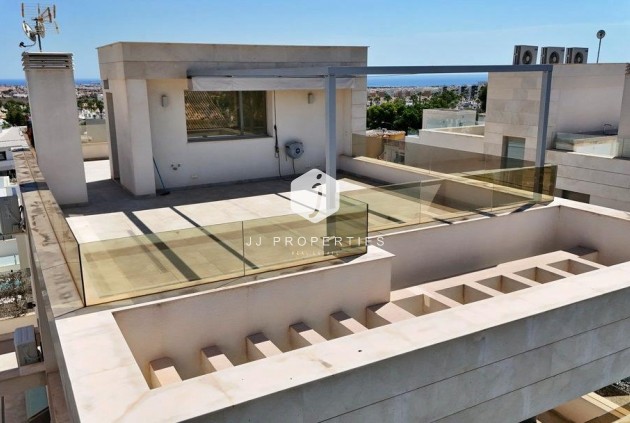 Resale - Villa -
Orihuela Costa - Villamartín