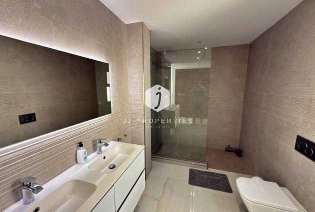 Resale - Villa -
Orihuela Costa - Villamartín