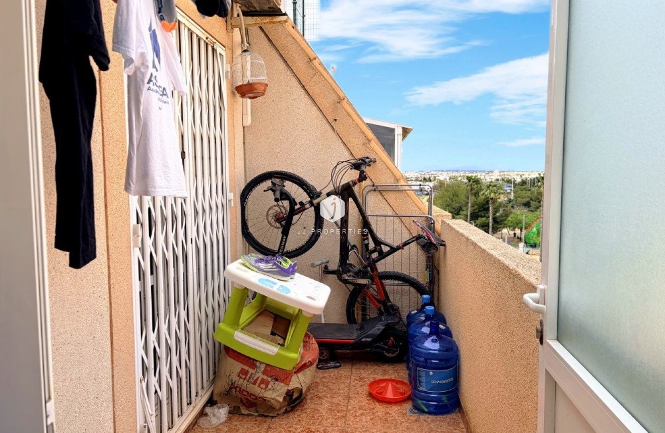 D'occasion - Attique -
Torrevieja - Costa Blanca