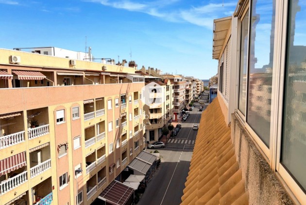 D'occasion - Attique -
Torrevieja - Costa Blanca