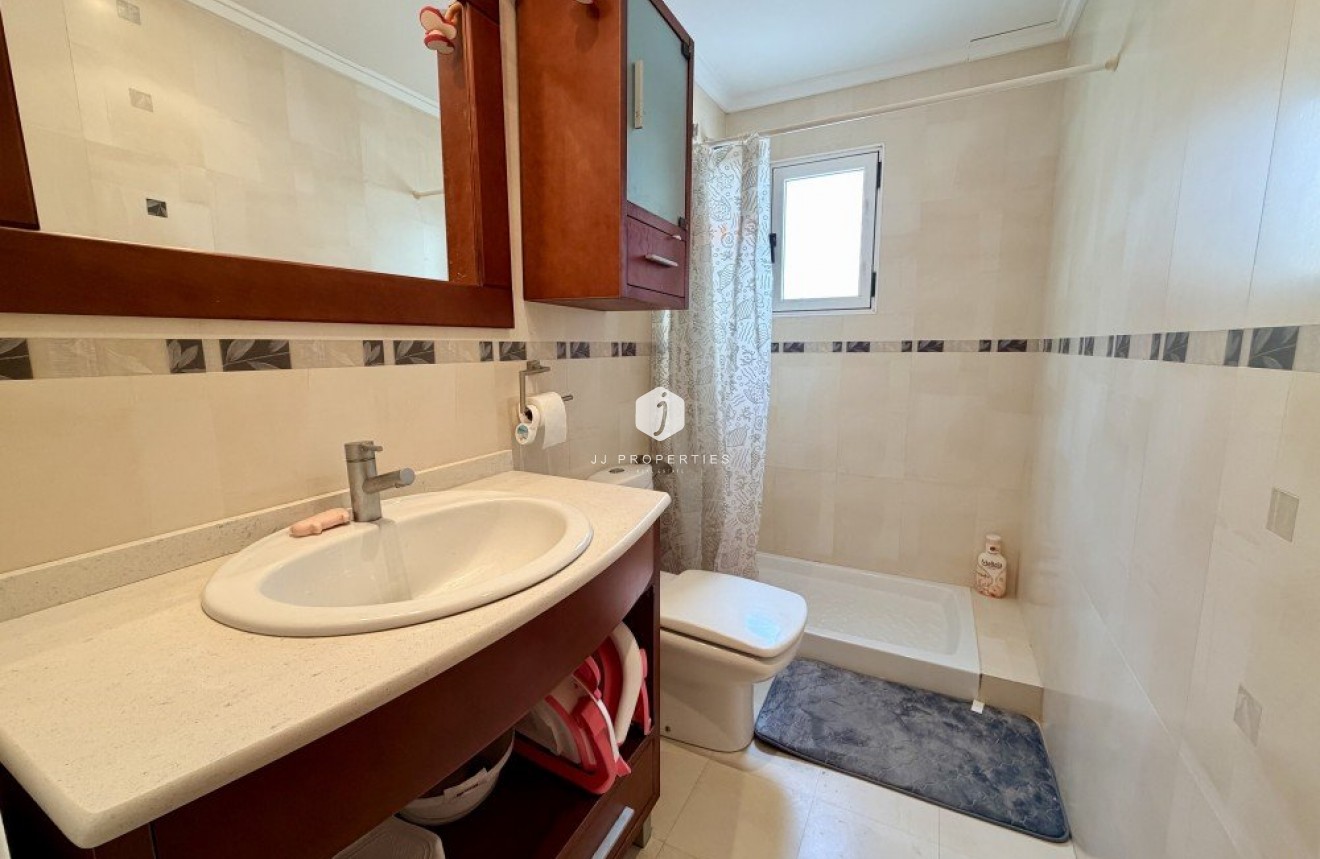 D'occasion - Attique -
Torrevieja - Costa Blanca