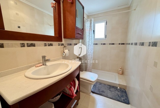 D'occasion - Attique -
Torrevieja - Costa Blanca