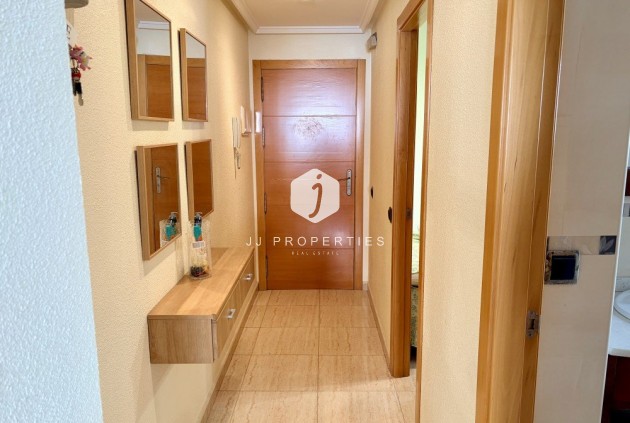 D'occasion - Attique -
Torrevieja - Costa Blanca