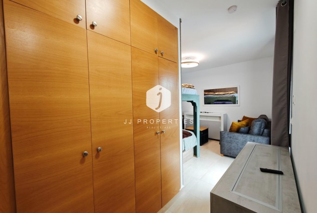 Tweedehands - Appartement / flat -
San Miguel de Salinas