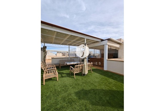 Tweedehands - Appartement / flat -
San Miguel de Salinas