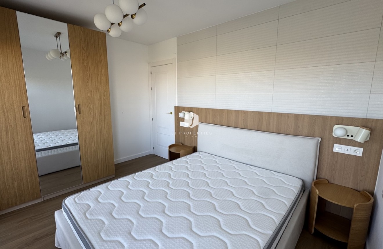 Aus zweiter Hand - Penthouse -
Punta Prima - Costa Blanca