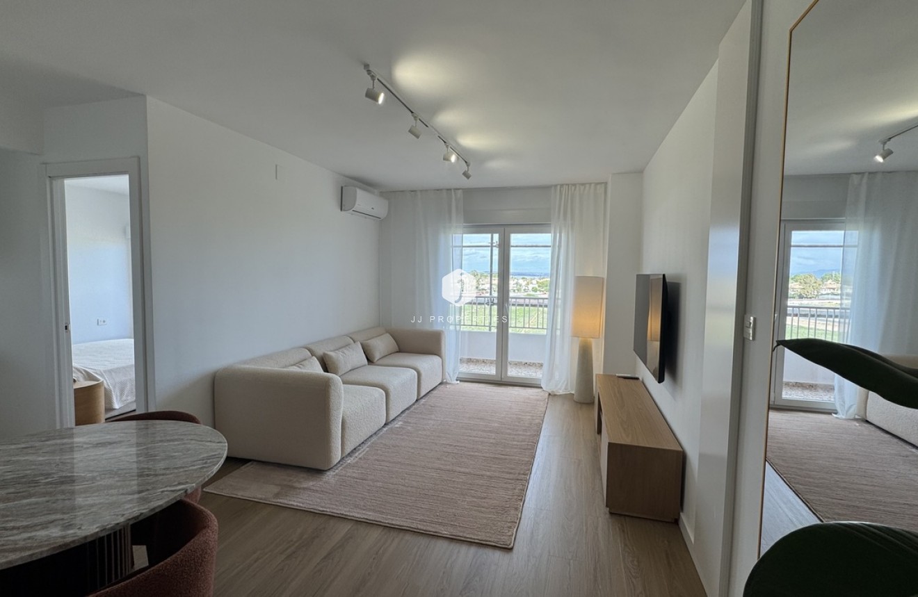 Aus zweiter Hand - Penthouse -
Punta Prima - Costa Blanca