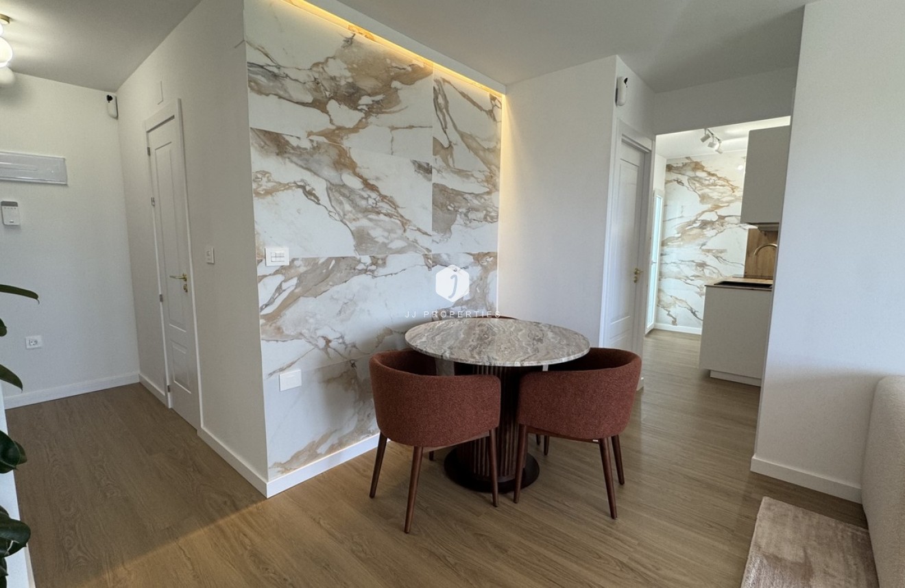 Aus zweiter Hand - Penthouse -
Punta Prima - Costa Blanca