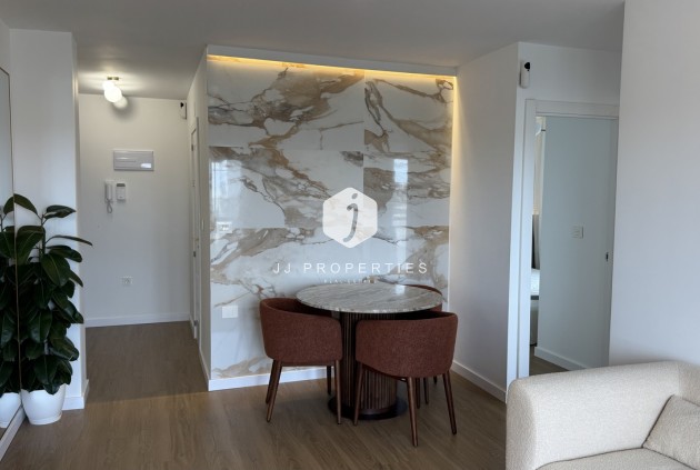 Aus zweiter Hand - Penthouse -
Punta Prima - Costa Blanca