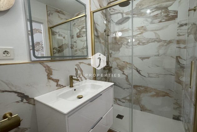 Aus zweiter Hand - Penthouse -
Punta Prima - Costa Blanca