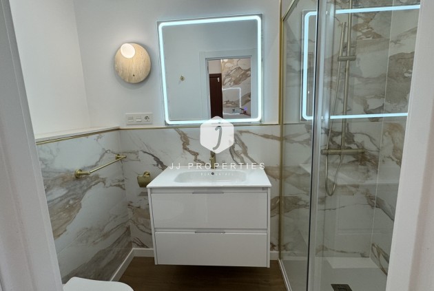 Aus zweiter Hand - Penthouse -
Punta Prima - Costa Blanca