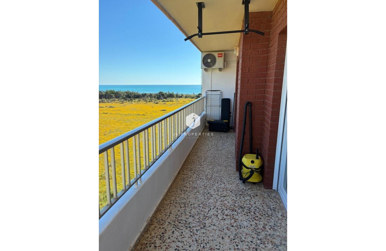 Aus zweiter Hand - Penthouse -
Punta Prima - Costa Blanca