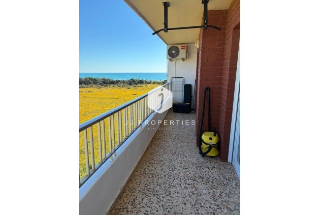 Aus zweiter Hand - Penthouse -
Punta Prima - Costa Blanca