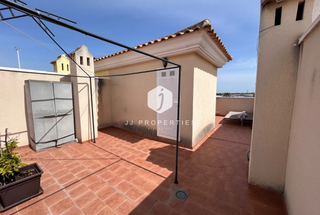 Tweedehands - Appartement / flat -
Jacarilla - Inland