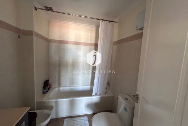 Tweedehands - Appartement / flat -
Jacarilla - Inland