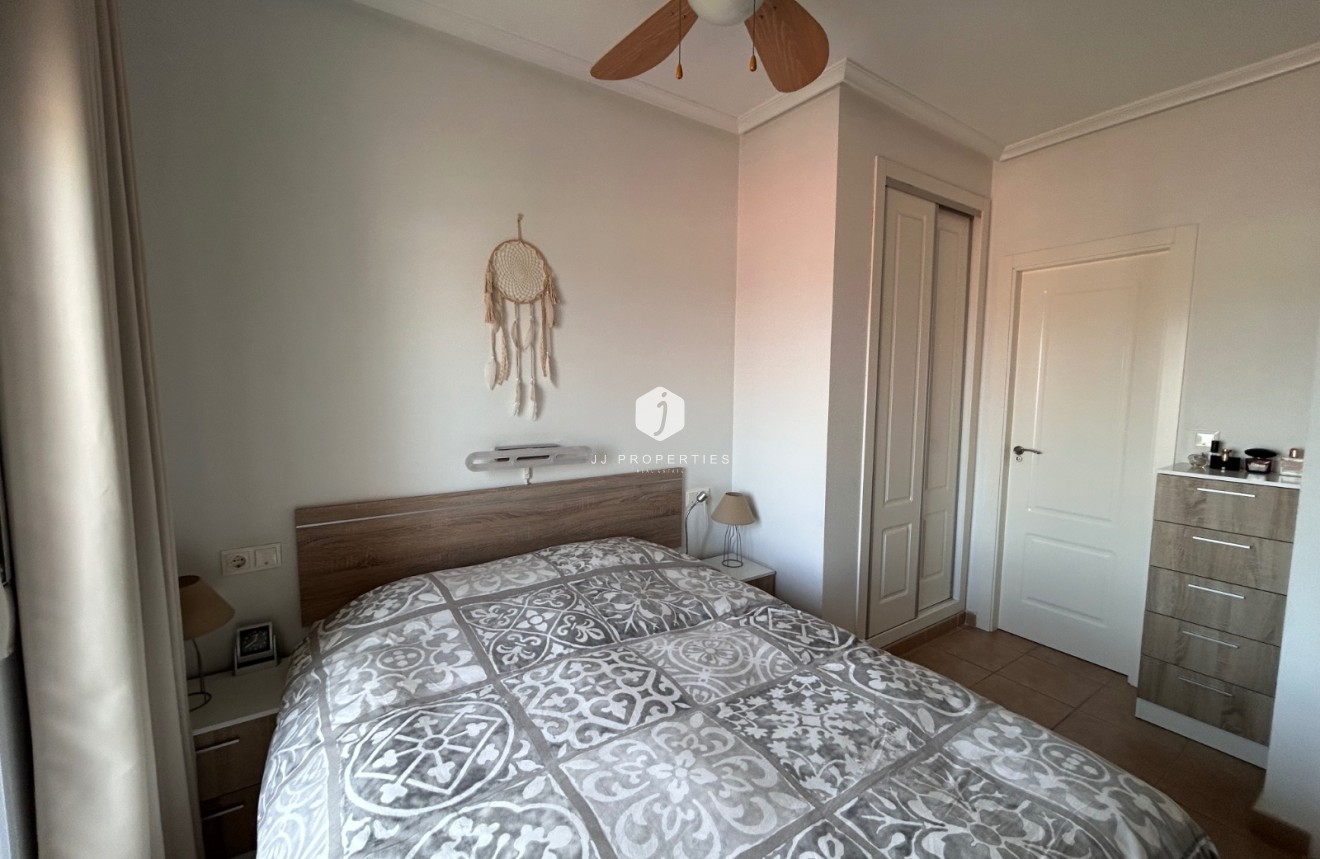 Tweedehands - Appartement / flat -
Jacarilla - Inland