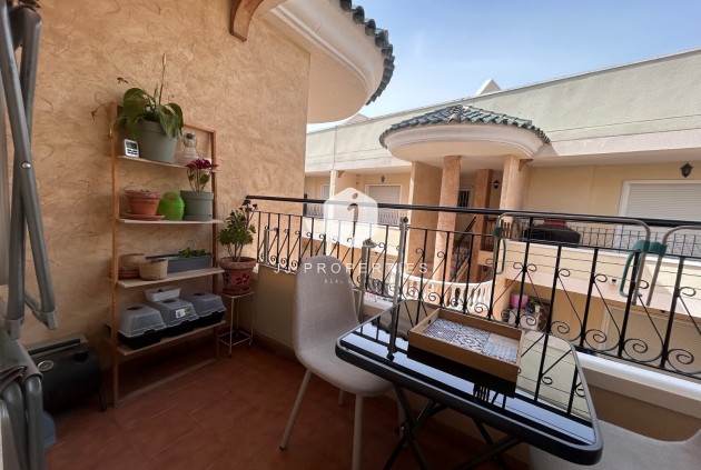 Tweedehands - Appartement / flat -
Jacarilla - Inland