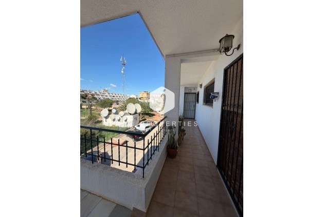 Z drugiej ręki - Mieszkanie w bloku -
Torrevieja - Punta prima