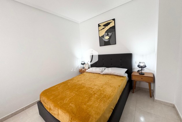 Aus zweiter Hand - Wohnung -
Torrevieja