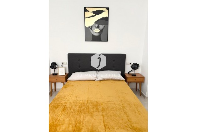 Aus zweiter Hand - Wohnung -
Torrevieja