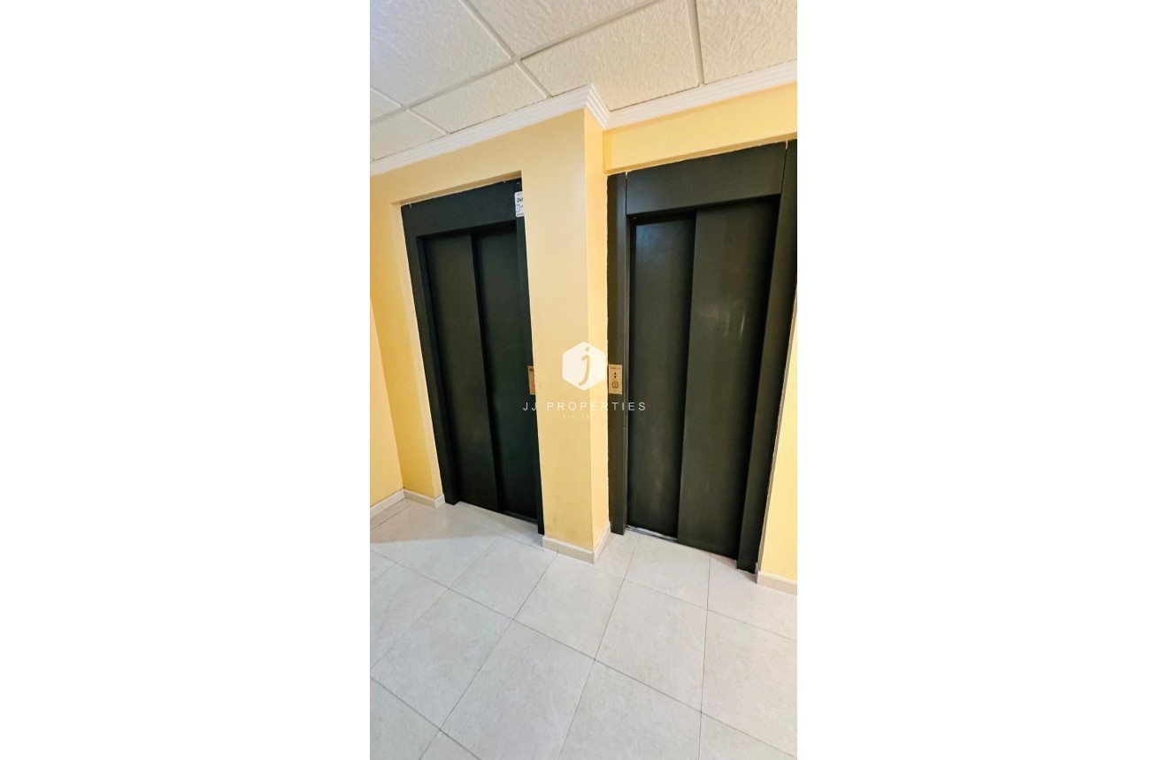 Aus zweiter Hand - Wohnung -
Torrevieja