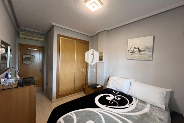 Segunda mano - Apartamento / piso -
Dolores - Comunidad Valenciana