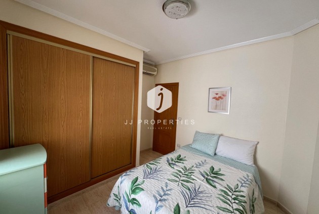 Segunda mano - Apartamento / piso -
Dolores - Comunidad Valenciana