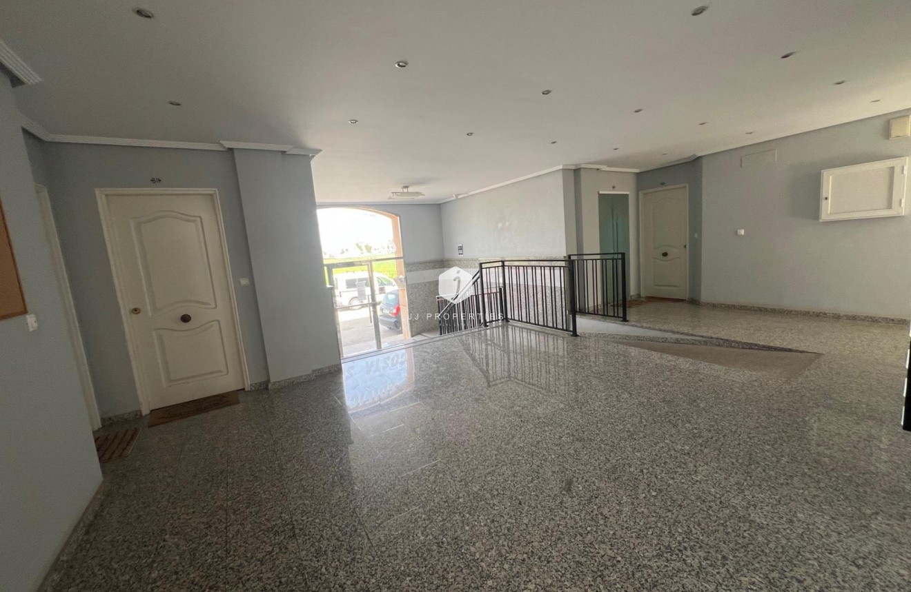 Segunda mano - Apartamento / piso -
Dolores - Comunidad Valenciana