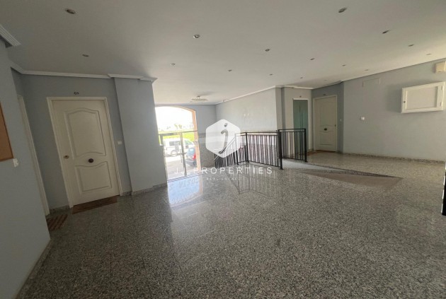 Segunda mano - Apartamento / piso -
Dolores - Comunidad Valenciana