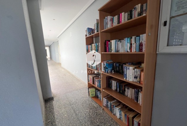 Segunda mano - Apartamento / piso -
Dolores - Comunidad Valenciana