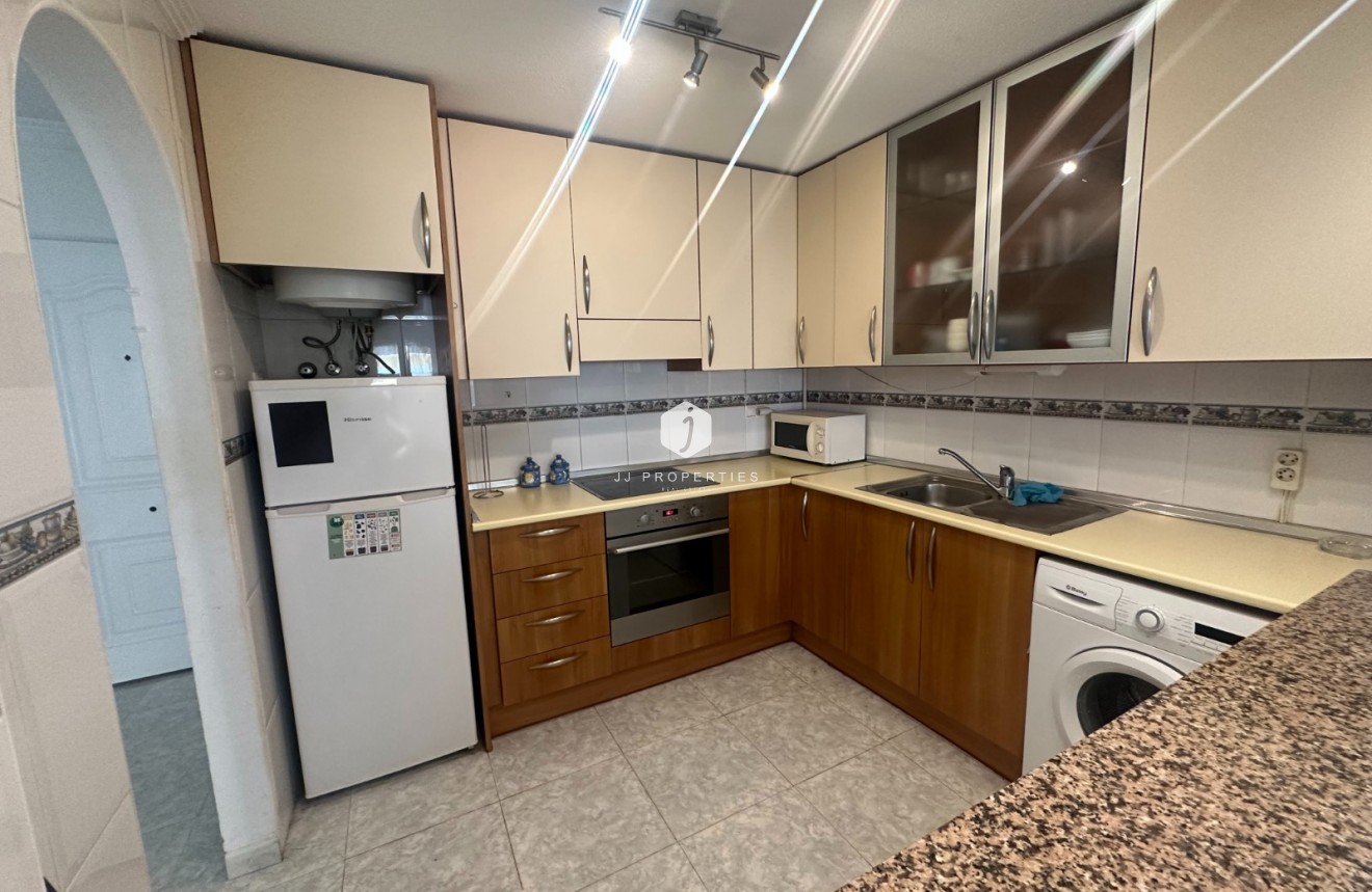 Tweedehands - Appartement / flat -
Algorfa - Inland