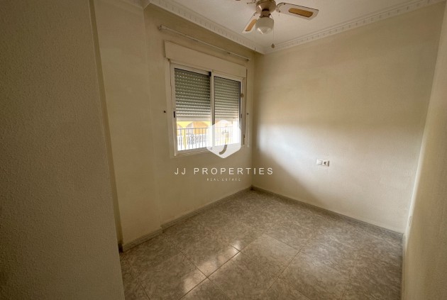 Tweedehands - Appartement / flat -
Algorfa - Inland