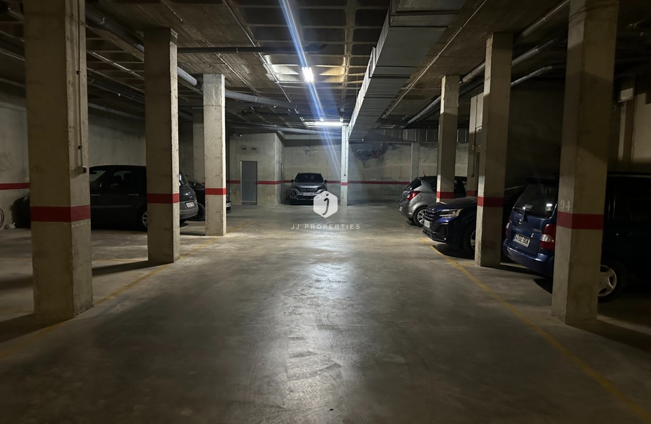 Tweedehands - Appartement / flat -
Algorfa - Inland