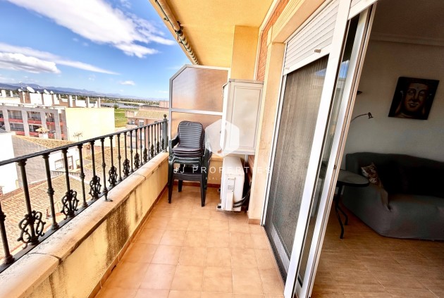 Z drugiej ręki - Mieszkanie w bloku -
Almoradí - Inland