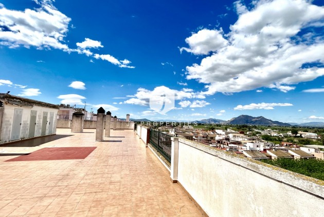 Z drugiej ręki - Mieszkanie w bloku -
Almoradí - Inland