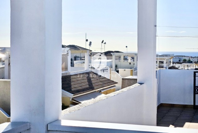 Aus zweiter Hand - Chalet -
Punta Prima - Costa Blanca