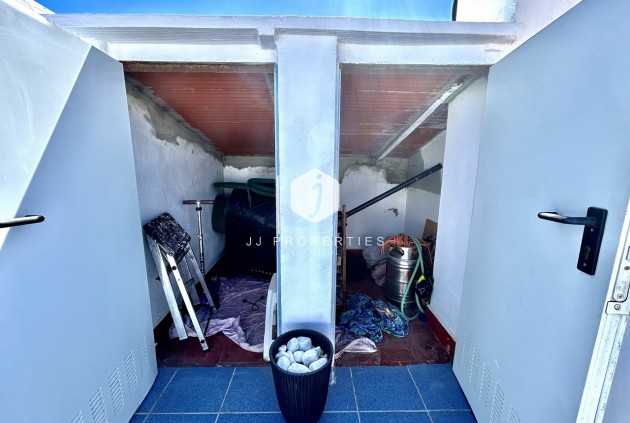 Aus zweiter Hand - Chalet -
Punta Prima - Costa Blanca