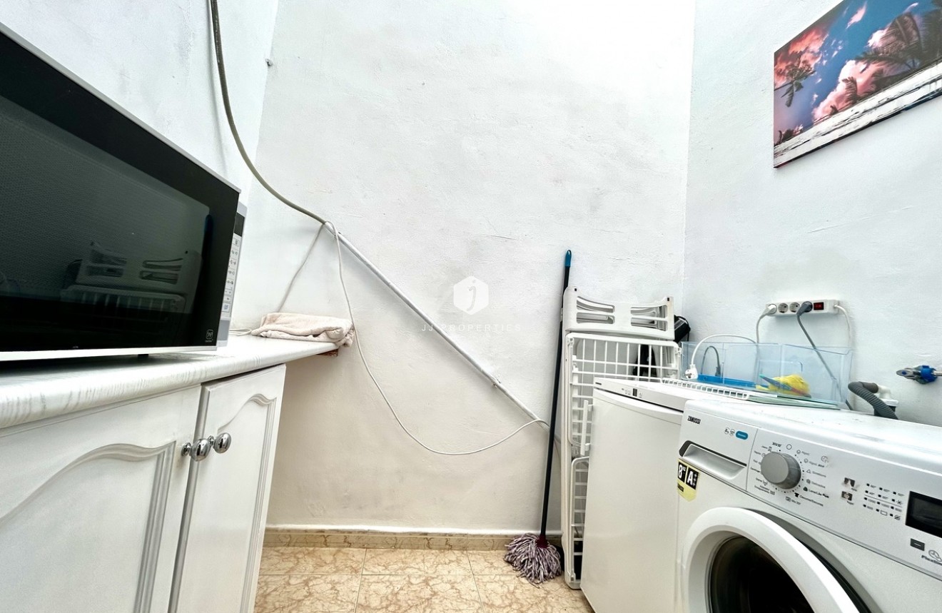 Aus zweiter Hand - Chalet -
Punta Prima - Costa Blanca